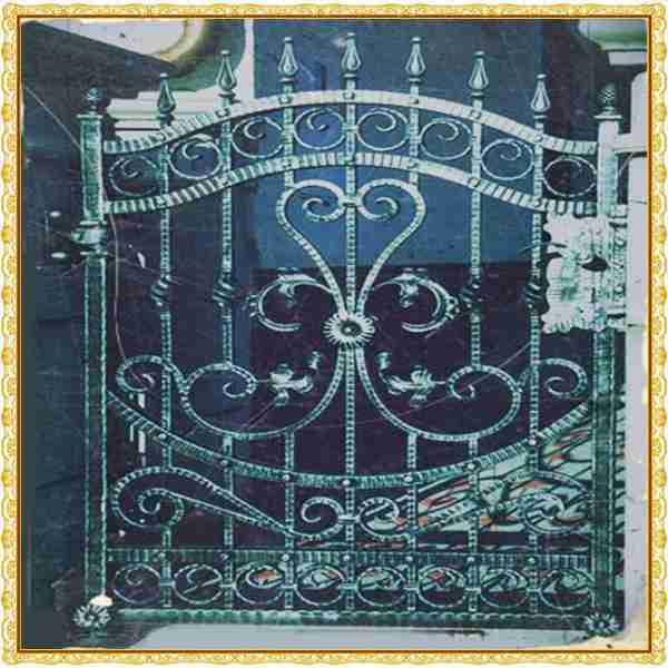 Blackmetal gates
